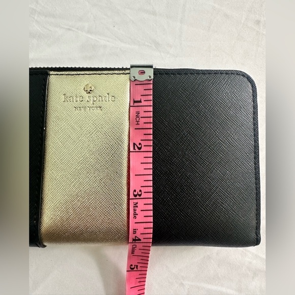Kate Spade Leather Zippable Wallet Black W/Gold Classic & Clean - Picture 7 of 11